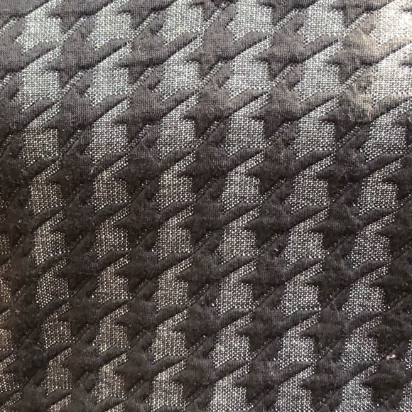 Ann Taylor Black Houndstooth Spandex Top size Small - Picture 3 of 10